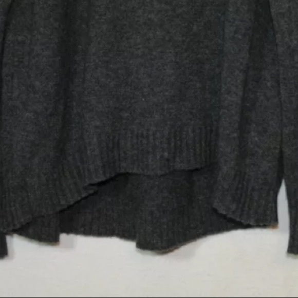 J.crew dark gray turtleneck sweater oversized - Picture 3 of 11